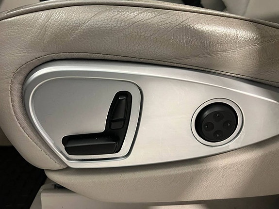 Mercedes-Benz ML320 15 of 24