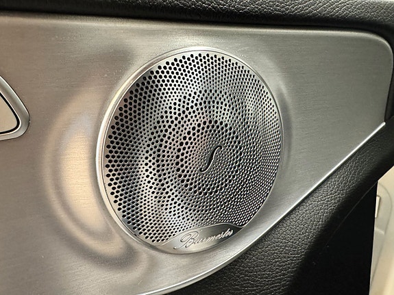 Mercedes-Benz C350 20 of 21