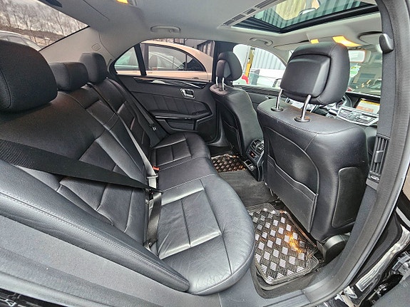 Mercedes-Benz E350 12 of 15