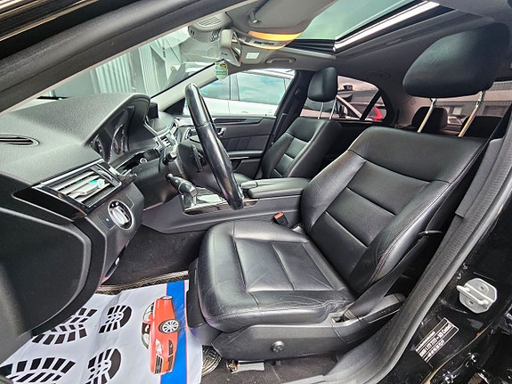 Mercedes-Benz E350 10 of 15