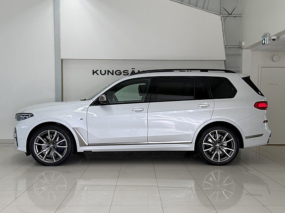 BMW X7 8 of 30