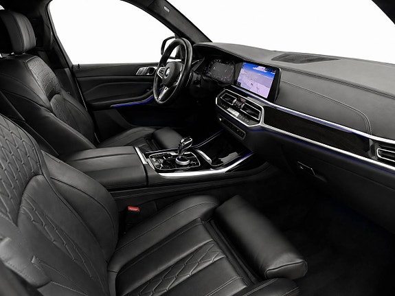 BMW X7 14 of 30