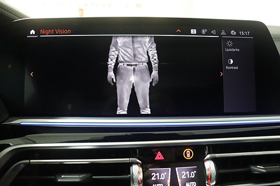 BMW X7 21 of 30