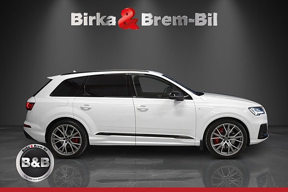 Audi Q7 4 of 5