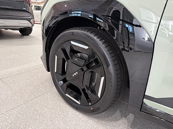 Kia EV3 10 of 12