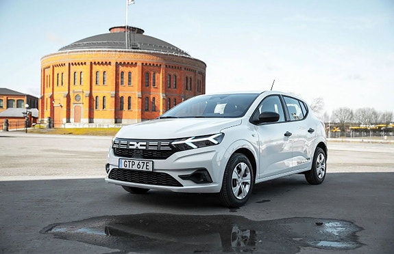 Dacia Sandero 3 of 5