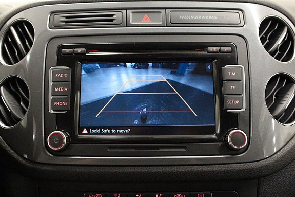 Volkswagen Tiguan 21 of 27
