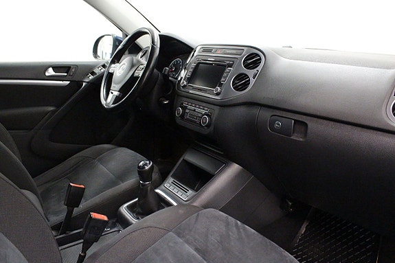 Volkswagen Tiguan 15 of 27