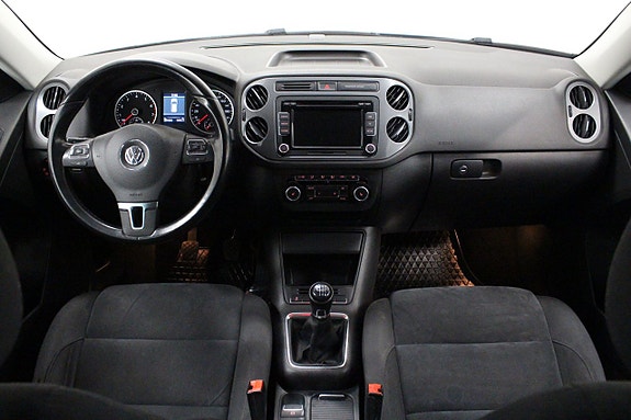 Volkswagen Tiguan 17 of 27