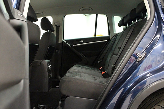 Volkswagen Tiguan 13 of 27