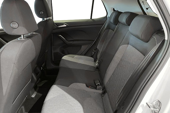 Volkswagen T-Cross 6 of 8