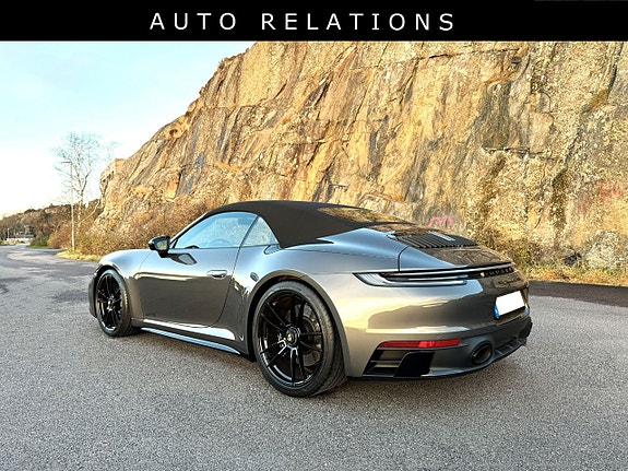 Porsche 911 3 of 5