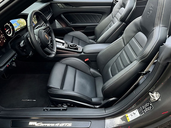 Porsche 911 5 of 5