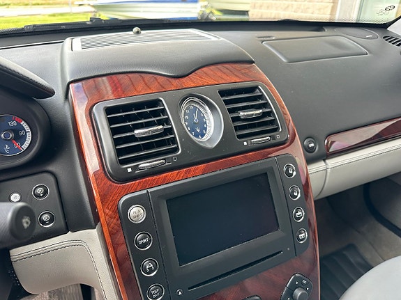 Maserati Quattroporte 7 of 18