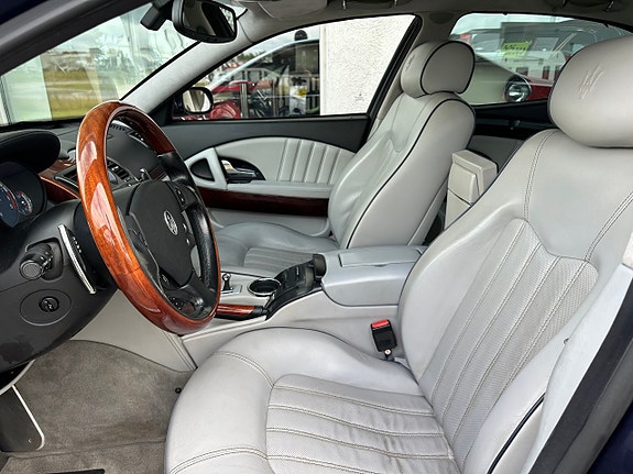 Maserati Quattroporte 15 of 18