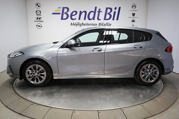 BMW 120 5 of 26