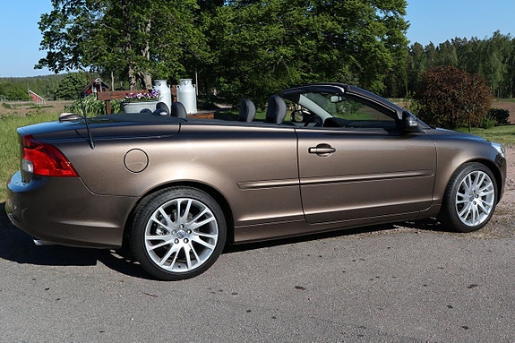 Volvo C70 9 of 16