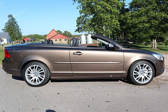 Volvo C70 10 of 16