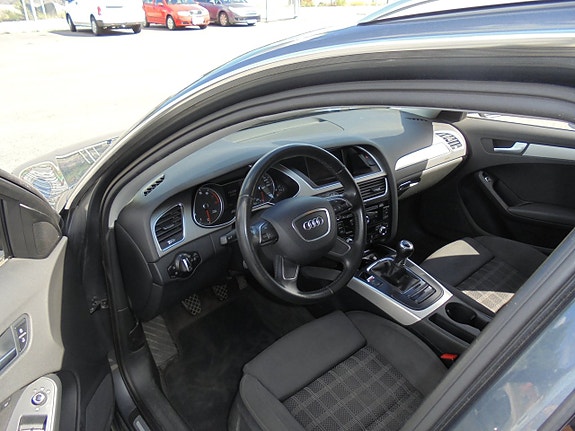 Audi A4 11 of 12