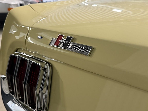Ford Mustang 9 of 11