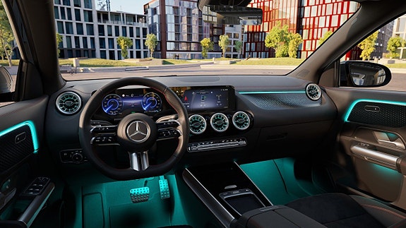 Mercedes-Benz EQA300 11 of 17