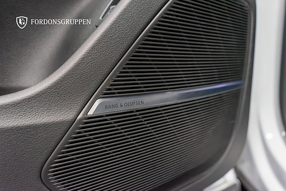 Audi Q8 14 of 27