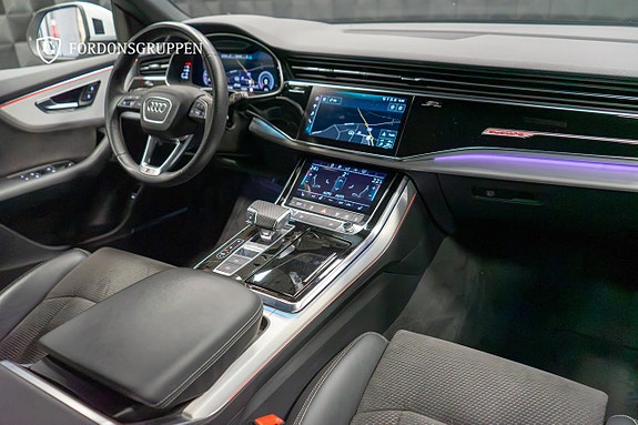 Audi Q8 21 of 27
