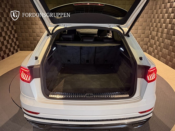 Audi Q8 6 of 25