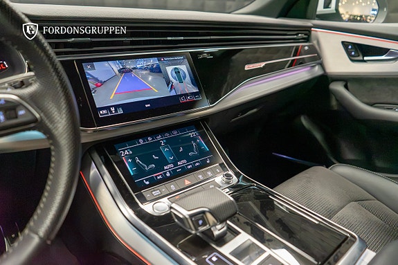Audi Q8 22 of 27