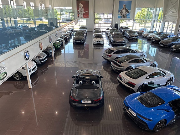 Jaguar F-TYPE 8 of 15