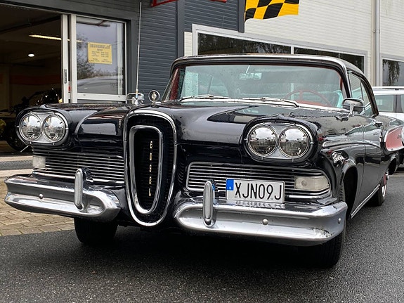 Edsel Pacer 2 of 18