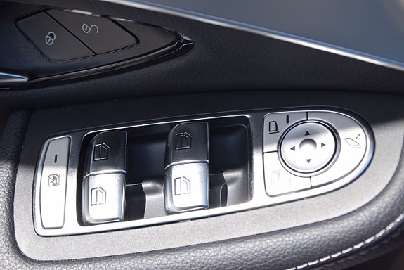 Mercedes-Benz GLC220 d 19 of 23