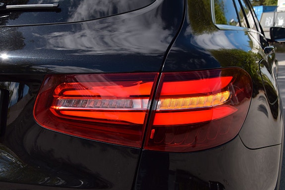 Mercedes-Benz GLC220 d 21 of 23