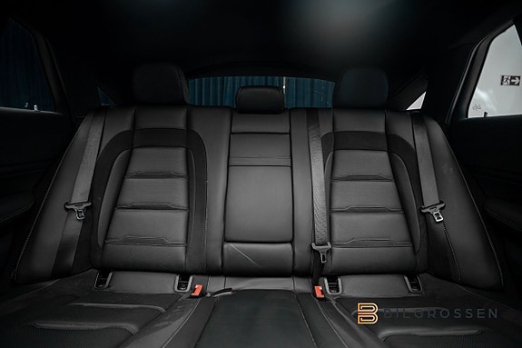 Mercedes-Benz GLE53 18 of 26