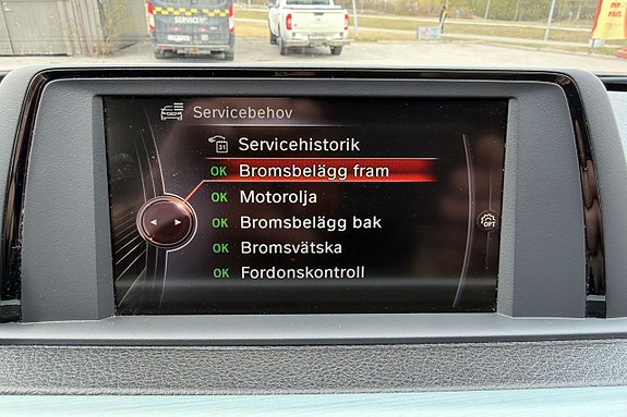 BMW 320 14 of 19
