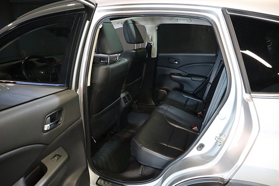 Honda CR-V 18 of 30