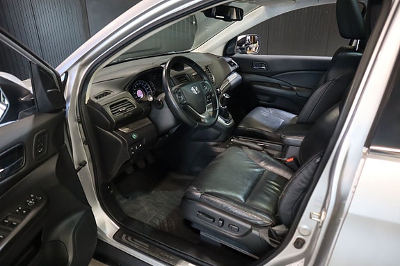 Honda CR-V 7 of 30