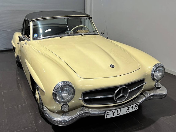 Mercedes-Benz 190 SL 3 of 5