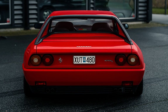 Ferrari Mondial 5 of 14