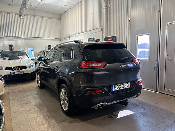 Jeep Cherokee 6 of 26