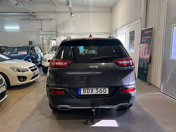 Jeep Cherokee 26 of 26