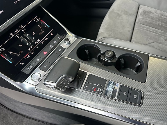Audi A6 11 of 16