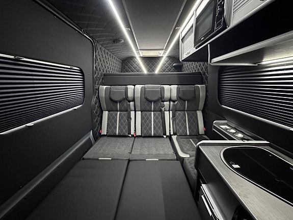 Volkswagen Crafter 13 of 21