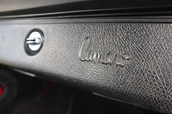 Chevrolet Camaro 8 of 10