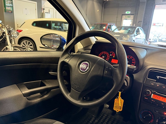 Fiat Grande Punto 20 of 21