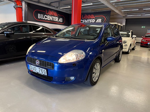 Fiat Grande Punto 4 of 21