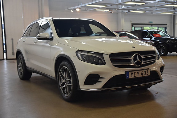 Mercedes-Benz GLC250 d 2 of 5