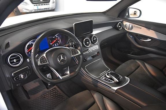 Mercedes-Benz GLC250 d 8 of 17