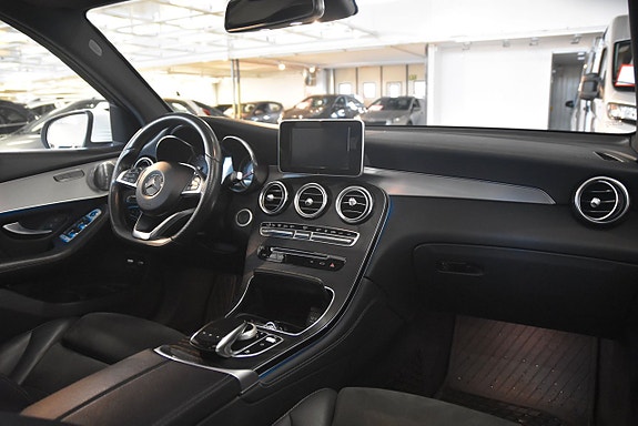 Mercedes-Benz GLC250 d 9 of 17