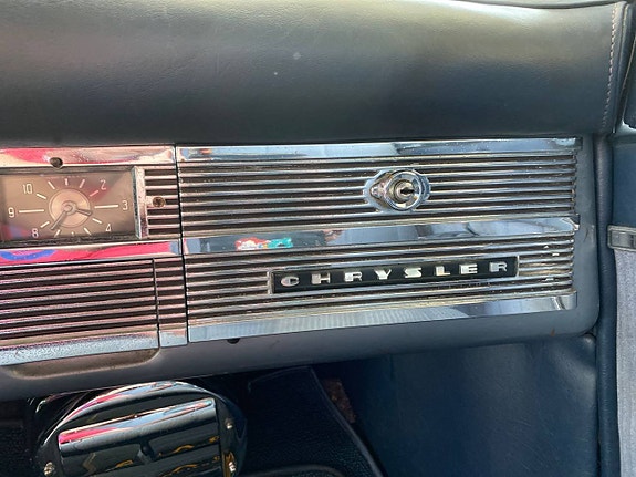 Chrysler New Yorker 27 of 30